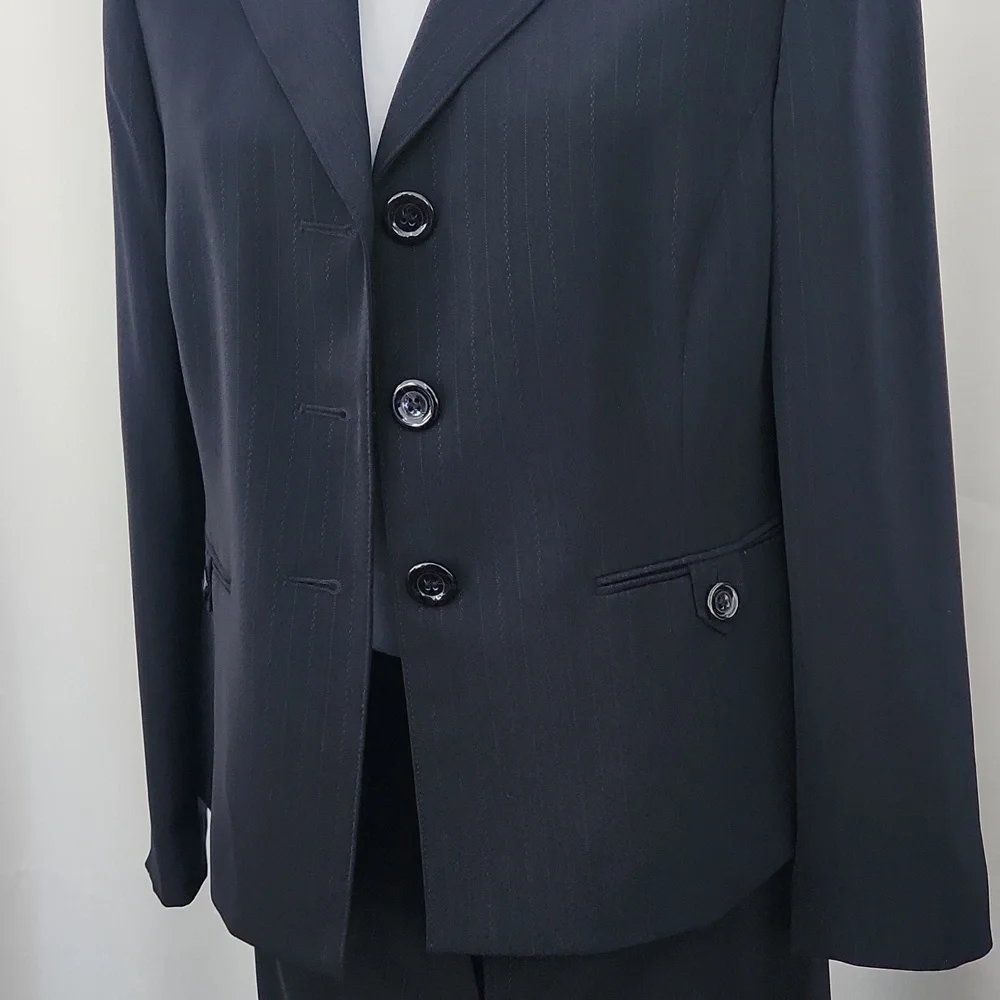 Kasper Petite 10P Navy Pinstripe Pant Suit Blazer & Trousers Career Professional - Picture 7 of 11